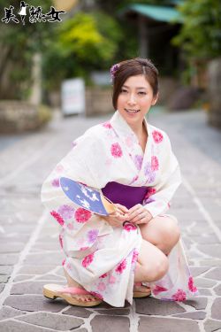 年轻的妈妈4